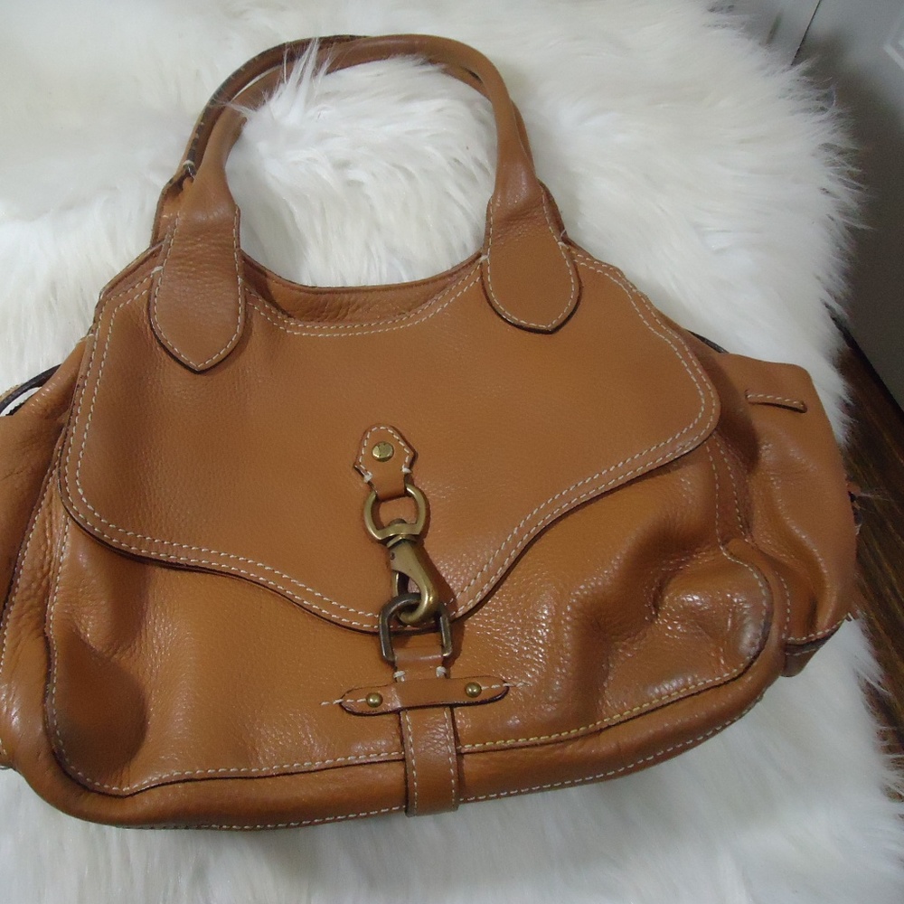 Donated. $⬇️Cole Haan Tan Leather Bag